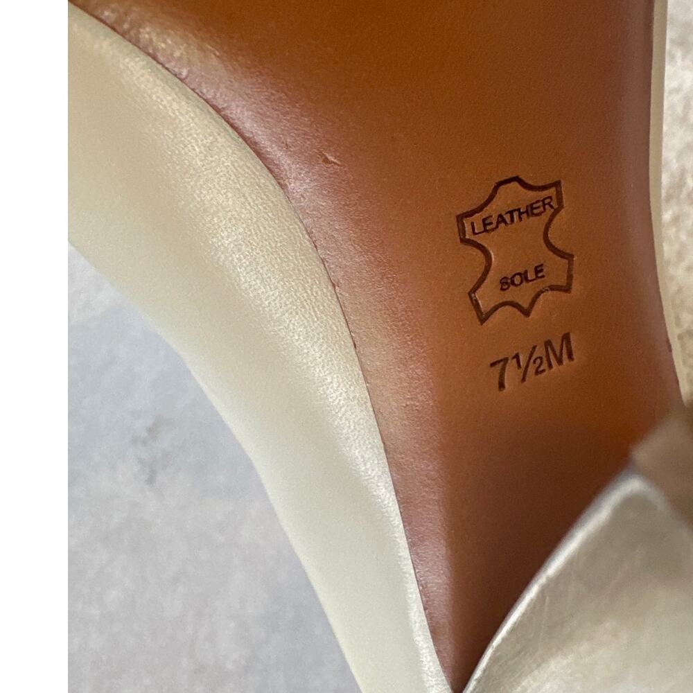 Tory Burch Yuma Fringe Feather Heel 7.5 Folk Art Block Pump - Picture 10 of 13